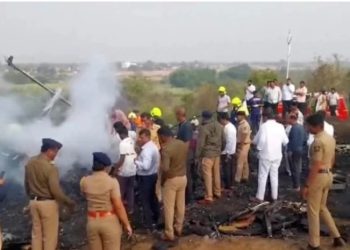 ტრაგედიით დასრულებული ჩარტერული რეისი – შტატ მაჰარაშტრას პრემიერ-მინისტრის მოადგილე და კიდევ 4 ადამიანი დაიღუპა