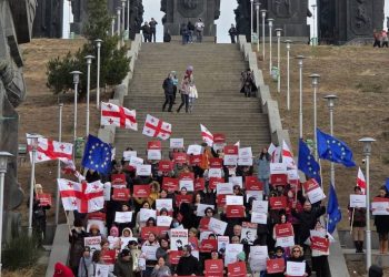 “მადლობა რეჟიმის ტყვეებს, ისტორიული ბრძოლისთვის“ – პატიმრების ოჯახის წევრებმა და მხარდამჭერებმა აქცია გამართეს