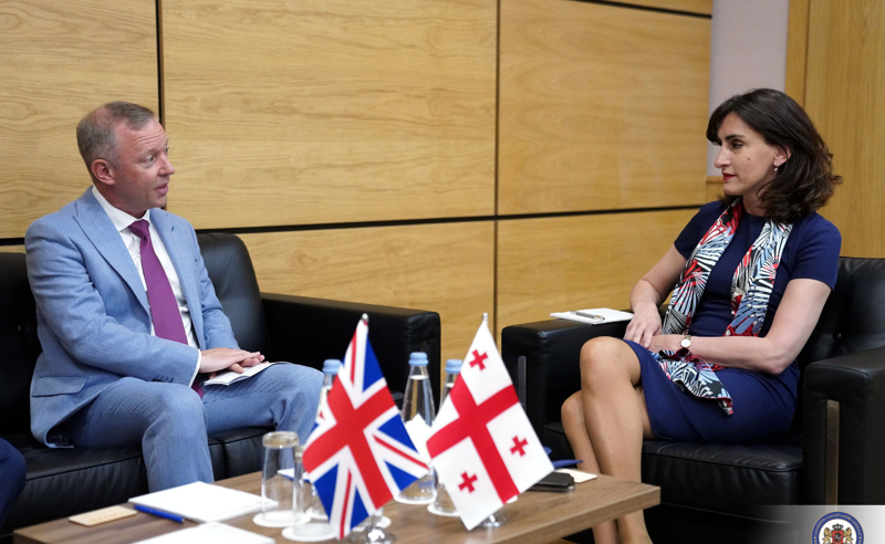 “იმედისა” და PosTV-ის დასანქცირების შემდეგ, ბრიტანეთის ელჩი საგარეოში დაიბარეს