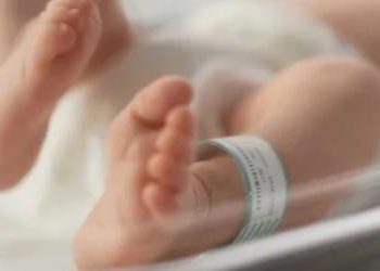 ბათუმის სამშობიაროში დედის მიერ დაზიანებული ჩვილის მდგომარეობა კრიტიკულად მძიმეა