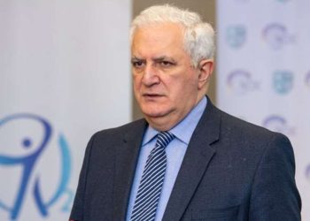 “აფთიაქების სიჭარბე პრობლემაა, მაგრამ უცბად დანია, შვეიცარია ვერ გავხდებით” – გამყრელიძე