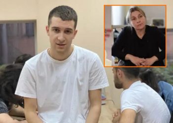 მათე დევიძეს , რომელსაც გიტარა ენატრება, რეზო კიკნაძეს რა უნდა ციხეში და ნიკო კვარაცხელიას მკვლელები გარეთ უნდა დადიოდნენ დღეს და პასუხს არ უნდა აგებდნენ მე აღარ გავჩერდები – ნიკო კვარაცხელიას დედა