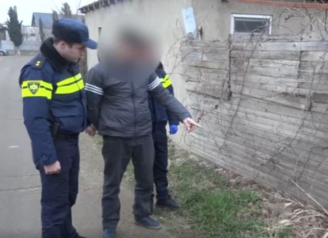 სარეალიზაციოდ დაფასოებული 30 შეკვრა ნარკოტიკის ამოიღების ფაქტზე – დაკავებულია ერთი პირი