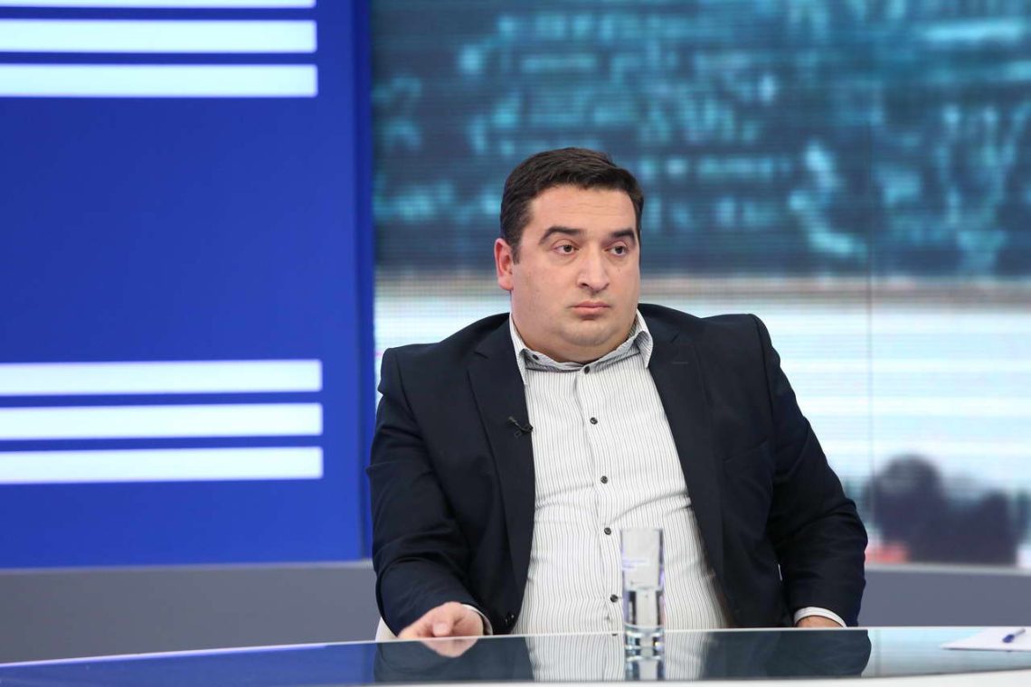განათლების მკვლევარმა და პროფესორმა, შალვა ტაბატაძემ განცხადება განათავსა სოციალურ ქსელში