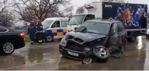 მარნეული-თბილისის გზაზე მძიმე ავარია მოხდა - ვრცელდება კადრი