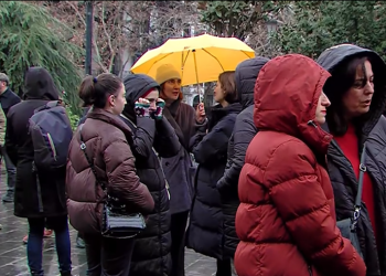 განათლება საფრთხეშია! – თსუ-ს პირველი კორპუსის ეზოში საპროტესტო აქცია მიმდინარეობს