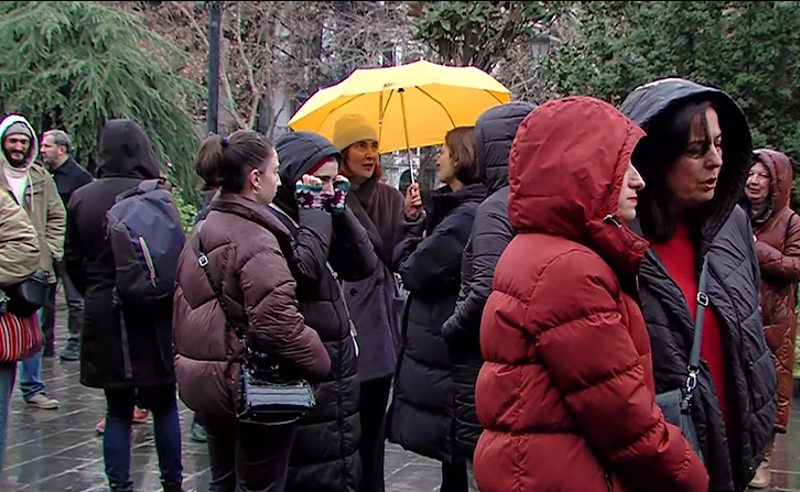 განათლება საფრთხეშია! – თსუ-ს პირველი კორპუსის ეზოში საპროტესტო აქცია მიმდინარეობს