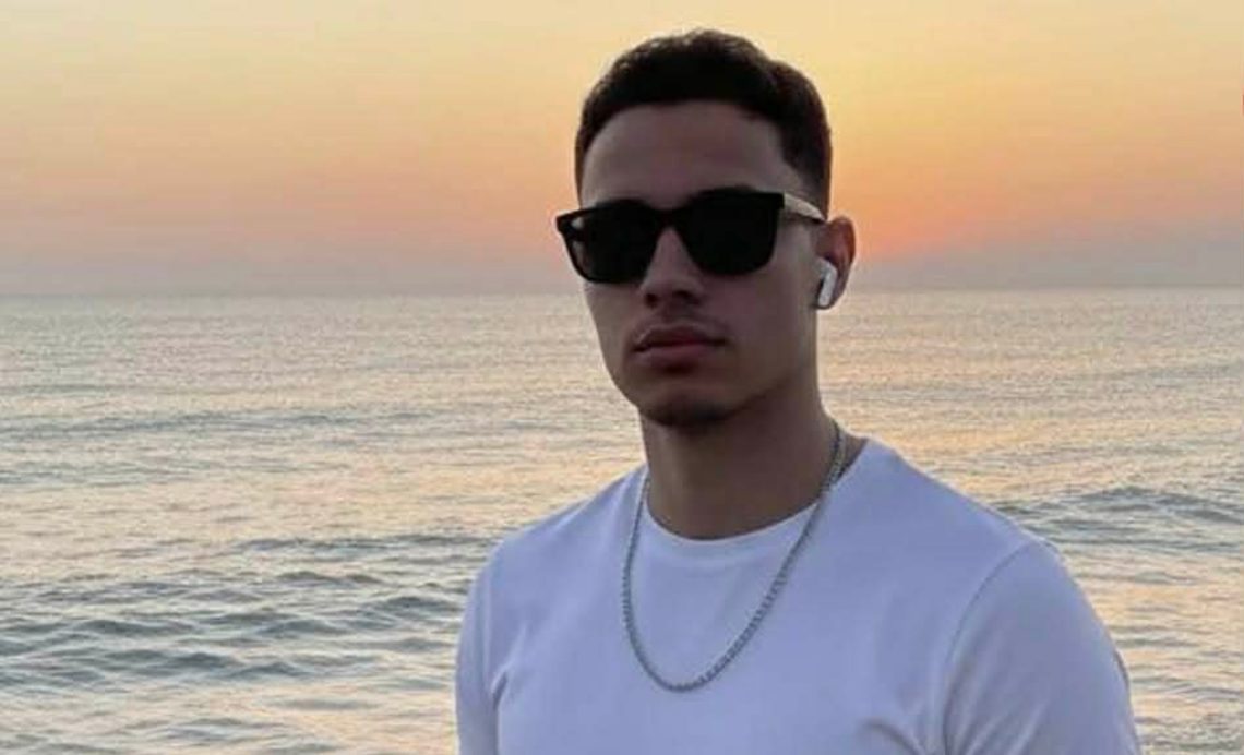 საერთო საცხოვრებელში როცა მივედი ორი ქართველი ბიჭი მომიახლოვდა ერთ – ერთმა ქვაც აიღო ჩემს შესაშინებლად  – უცხოელი სტუდენტი თბილისში მომხდარზე