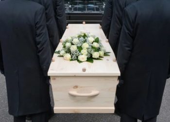 საფრანგეთში ქალი კუბოდან გარდაცვლილის სამკაულების მოპარვის გამო დააკავეს