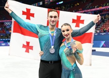 ისტორიაში პირველად, საქართველოს მოციგურავეთა ნაკრების წევრებმა ანასტასია მეტელკინამ და ლუკა ბერულავამ ზამთრის ოლიმპიადაზე ვერცხლის მედლები მოიპოვეს