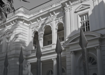 სასამართლოში დაიკითხება ექსპერტი, რომელმაც სასახლის ღობეს ჩაუტარა ექსპერტიზა