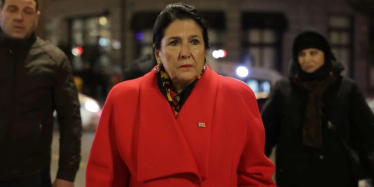 სალომე ზურაბიშვილი განცხადებას ავრცელებს