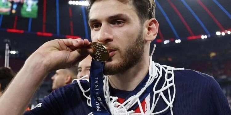 ხვიჩა კვარაცხელია „მანჩესტერ იუნაიტედის“, „არსენალისა“ და „ლივერპულის“ სატრანსფერო სიაშია – TEAMtalk