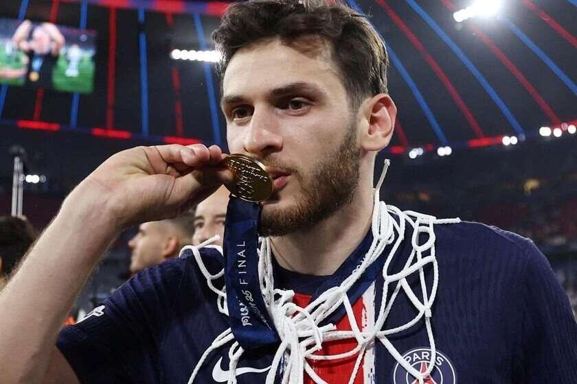 ხვიჩა კვარაცხელია „მანჩესტერ იუნაიტედის“, „არსენალისა“ და „ლივერპულის“ სატრანსფერო სიაშია – TEAMtalk