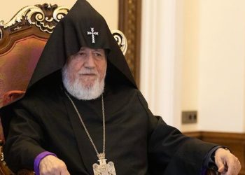 “სომხეთის პატრიარქს თუ ქვეყნიდან გამოუშვებენ, ჩამოვა” – მეუფე ნიკოლოზი