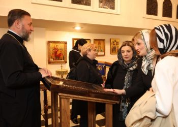 თამარ ბაგრატიონმა ვაშინგტონში თამარ მეფის სახელობის ქართულ ეკლესიას წმინდა გიორგის ხატი შესწირა