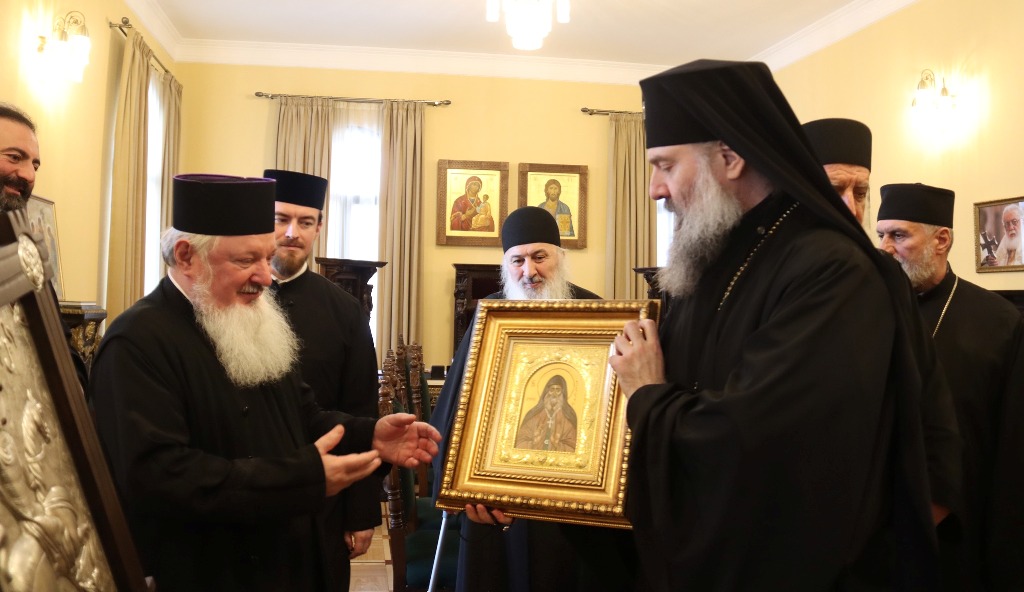 საპატრიარქო ტახტის მოსაყდრემ, სენაკისა და ჩხოროწყუს მიტროპოლიტმა შიომ საპატრიარქოში რუმინეთის მართლმადიდებელი ეკლესიის დელეგაციას მიიღო