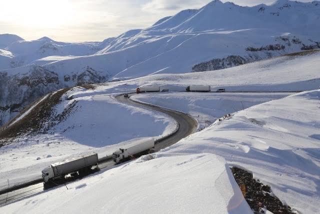 რა ვითარებაა გზებზე – უახლესი ინფორმაცია მძღოლებს!