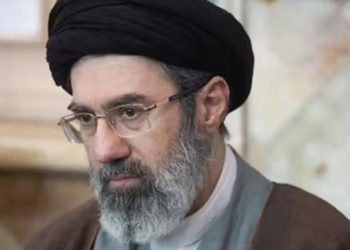 არსებული ინფორმაციით, ალი ხამენეის ვაჟი და მისი პოტენციური მემკვიდრე ავიადარტყმის შედეგად დაჭრეს