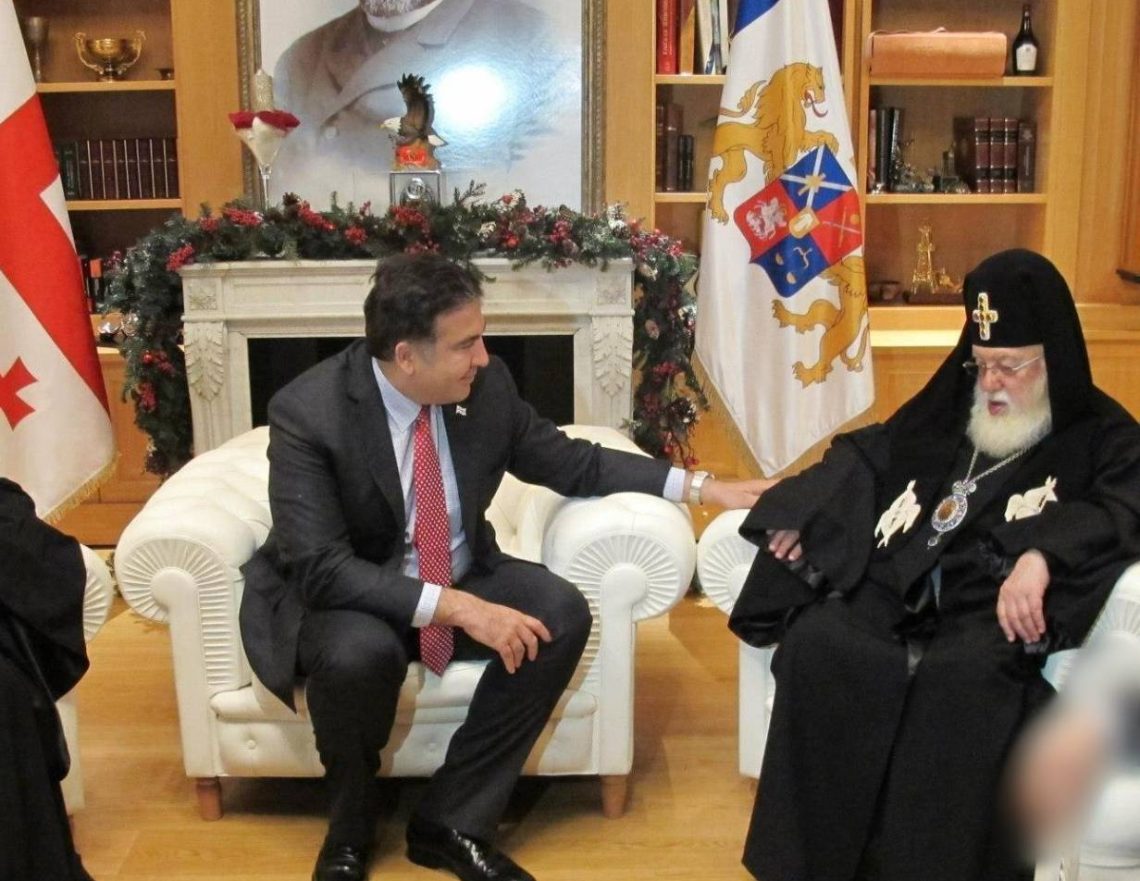 “ვითხოვ, რომ პატრიარქის გასვენებაში მიმიყვანონ” – მიხეილ სააკაშვილი