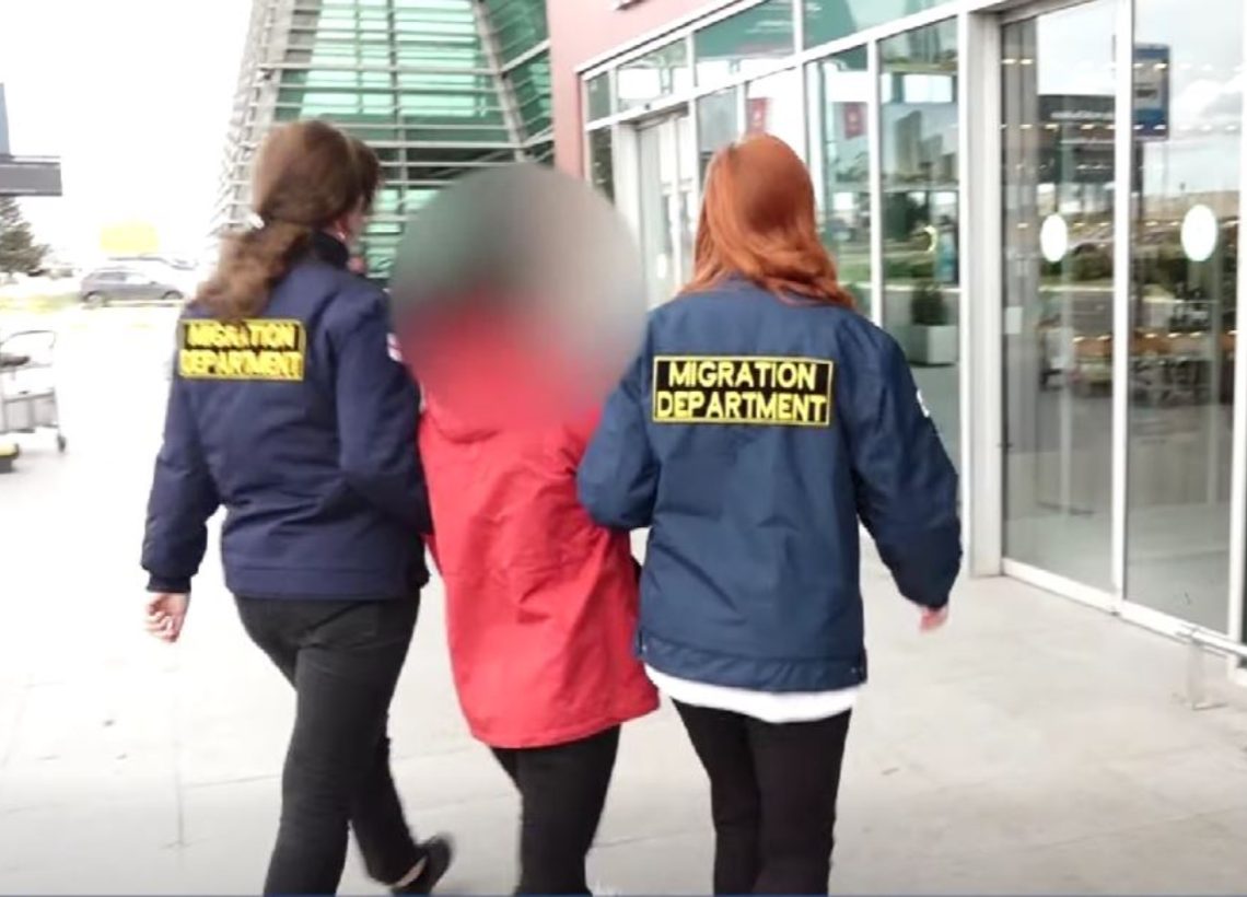 უცხო ქვეყნის 74 მოქალაქე საქართველოდან გააძევეს