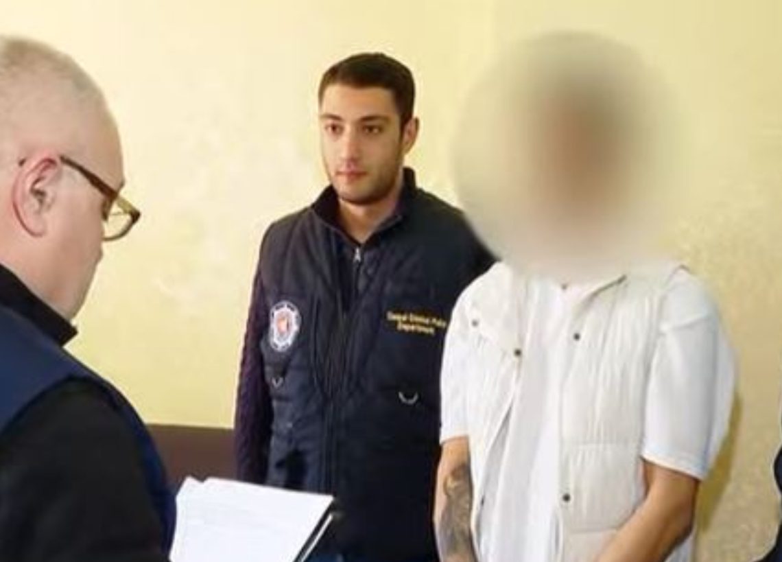 თბილისში განსაკუთრებით დიდი ოდენობით ნარკოტიკული საშუალებების უკანონოდ შეძენა-შენახვის ფაქტზე – დაკავებულია 2 პირი