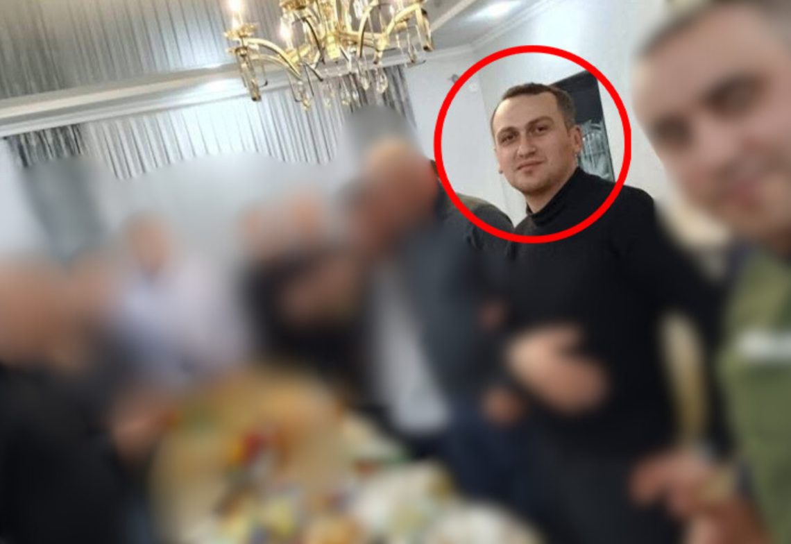 ცნობილია პოლიციელის ვინაობა, რომელიც ყაჩაღობის ბრალდებით დააკავეს