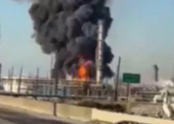 აშშ-ში, ტეხასის შტატში, ნავთობგადამამუშავებელ ქარხანაში ძლიერი აფეთქება მოხდა