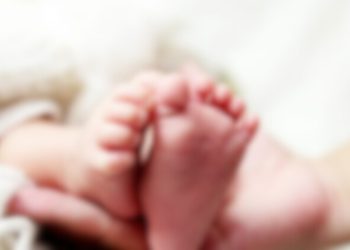 “ბავშვის მდგომარეობა არის მძიმე…  პროგნოზის გაკეთება რთული იქნება, შეიძლება საწოლს მიჯაჭვული დარჩეს” – ჯუმბერ უნგიაძე ჩვილზე, რომლის მკვლელობაც დედამ სცადა