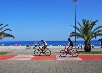 2025 წელს ბათუმში მოძრაობის წესების დარღვევისთვის მძღოლები 22,7 მილიონი ლარით დააჯარიმეს