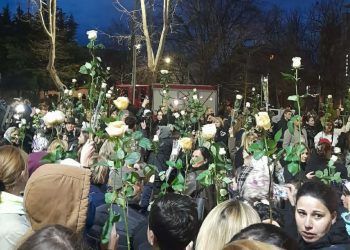 თბილისში პატრიარქის ნათლულების მსვლელობა მიმდინარეობს