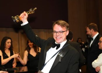 რუსეთი ბავშვთა უფლებების დარღვევაში ადანაშაულებს დოკუმენტური ფილმის, „ოსკარის” მფლობელი „ბატონი არავინ პუტინის წინააღმდეგ“ ავტორებს