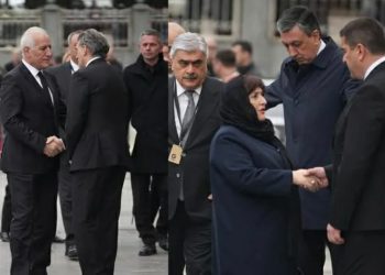 სამების ტაძრის ეზოში, სომხეთის პრეზიდენტს მიხეილ ყაველაშვილი, აზერბაიჯანის მეჯლისის თავმჯდომარეს კი – შალვა პაპუაშვილი დახვდა