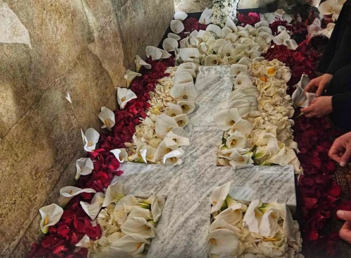 ილია მეორის საფლავი სიონის საკათედრო ტაძარში