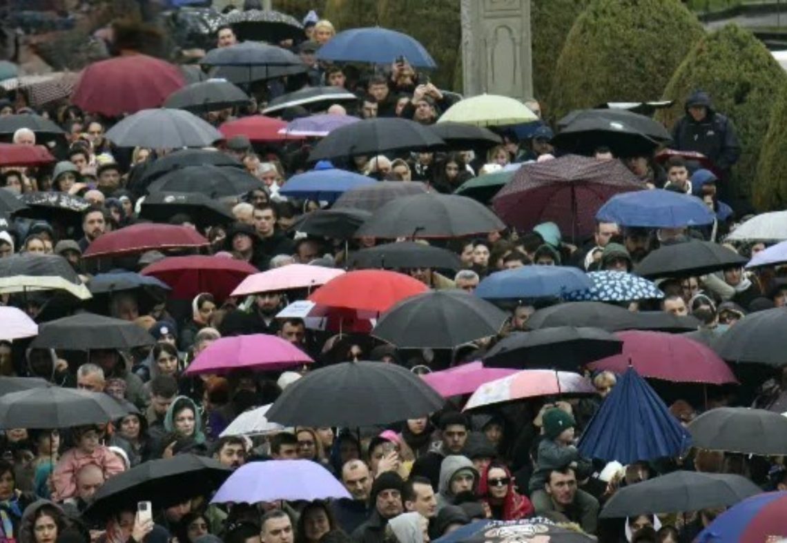 ინფორმაცია მათთვის, ვინც სამებაში, საყოველთაო პანაშვიდზე მისვლას აპირებს