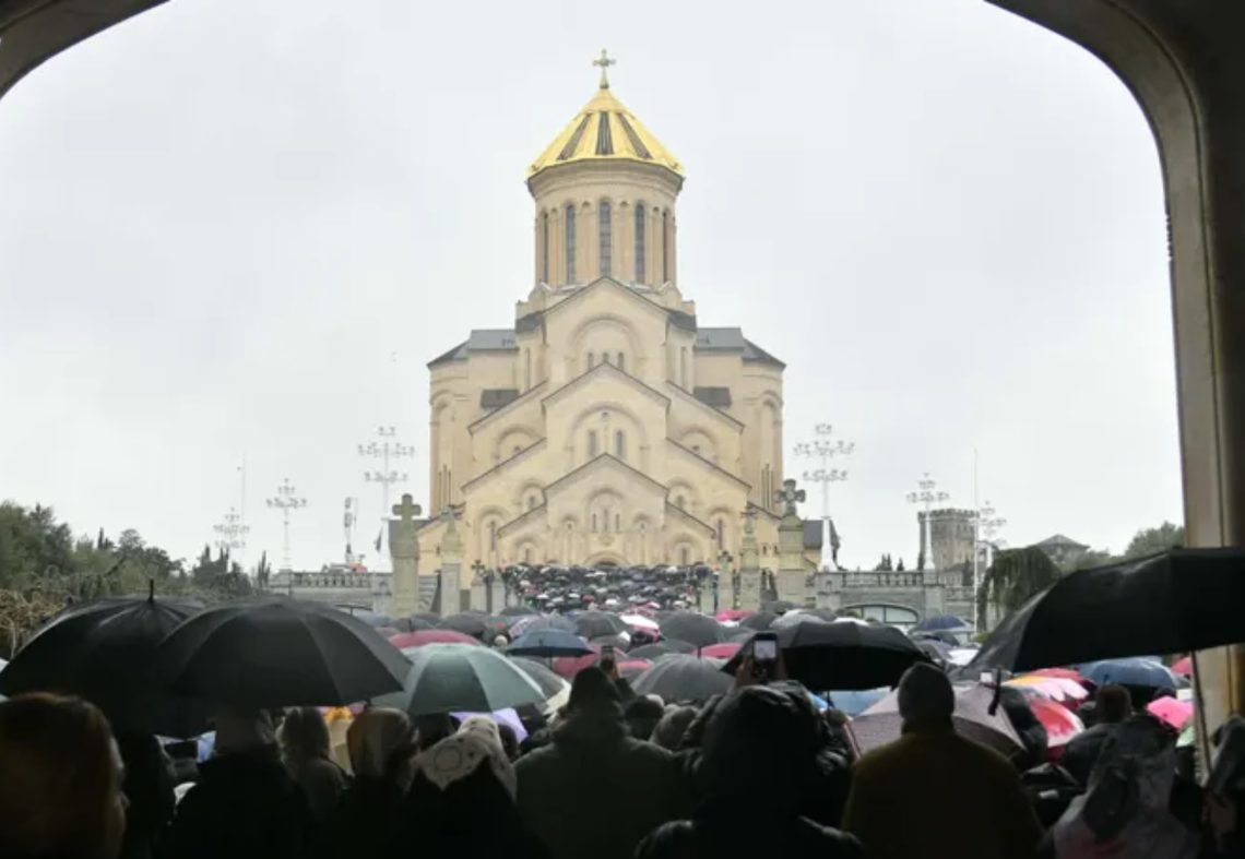 საქართველოს მასშტაბით ყველა მოქმედ ეკლესია-მონასტერში, 21 და 22 მარტს, სამგლოვიარო ზარებს დარეკავენ