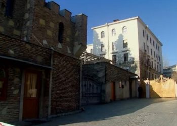 საპატრიარქომდე მისასვლელი ცენტრალური გზა სრულად გადაკეტილია – ადგილზე გაძლიერებულია უსაფრთხოების ზომები