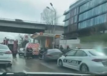 ავტოსაგზაო შემთხვევა მოხდა სანაპიროზე – რა ვითარებაა ადგილზე