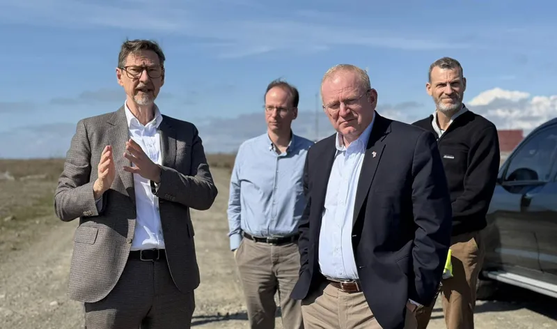 „ეიპიემ ტერმინალს ფოთი“ პიტერ ანდრეოლის ვიზიტის შესახებ ინფორმაციას ავრცელებს