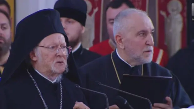 “როგორ არ ვტიროდეთ ილია მეორის ჩვენგან განშორებას – შესაძლოა, ღირსეულ კათოლიკოსთაგან ვერავინ ისე ვერ გააიგივა თავისი სახელი საქართველოსთან, ეკლესიასთან, ერთან, სახელმწიფოებრიობასთან, როგორც სულმნათმა პატრიარქმა” – მსოფლიო პატრიარქი