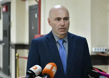 ადვოკატის განცხადებით, ალეკო ელისაშვილს სასამართლოს არქივისთვის ცეცხლის წაკიდების საქმესთან დაკავშირებით სუნის ნიმუში აუღეს