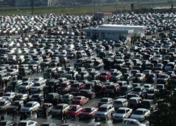 კობახიძემ 6 წელზე მეტი ასაკის ავტოიმპორტის აკრძალვა გააუქმა