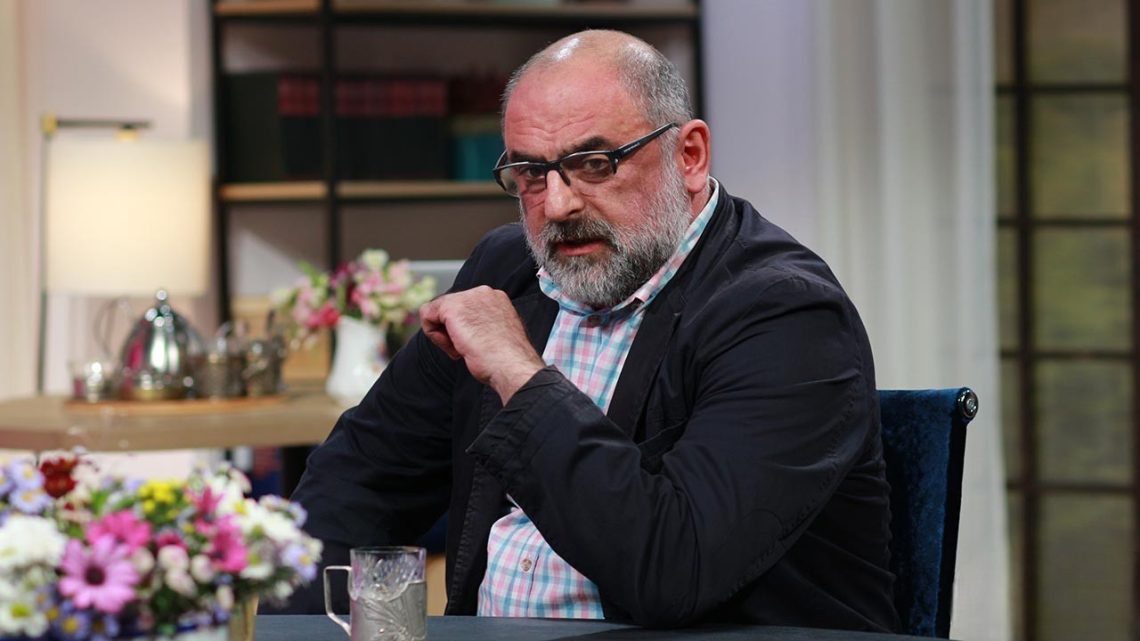 “არ შეიძლება სცენა გამოყენებული იყოს სხვა მიზნების – მაგალითად, საჯინიბო არ შეიძლება, რომ ქათმების ფერმა იყოს… 20-25 აქტივისტი ფაქტობრივად, 600-700-ს სტუდენტს აბულინგებდა” – თეატრალური უნივერსიტეტის რექტორი