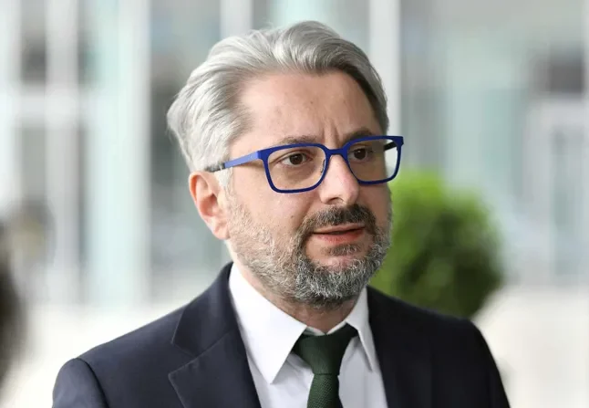 “უამრავ მორწმუნეს არ მისცეს შესაძლებლობა სამებაში მოხვედრის…ოკუპირებული იყო სამების ტაძარი ბიძინას და მისი პირადი გარემოცვის მიერ” – ნიკა გვარამია