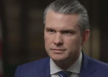 “მოჯტაბა ხამენეი დაჭრილი და სავარაუდოდ, დასახიჩრებულია” – პიტ ჰეგსეთი