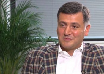 ილია წულაია მუსკატში მყოფ საქართველოს მოქალაქეებს თბილისში კერძო რეისით უფასოდ დაბრუნებას სთავაზობს