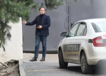 ლევან იოსელიანმა გლდანის საპატიმროში პაატა მანჯგალაძე, ლაშა ბერიძე და ირაკლი ნადირაძე მოინახულა