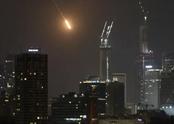 ირანმა ისრაელს ღამით ბალისტიკური რაკეტებით სამჯერ შეუტია