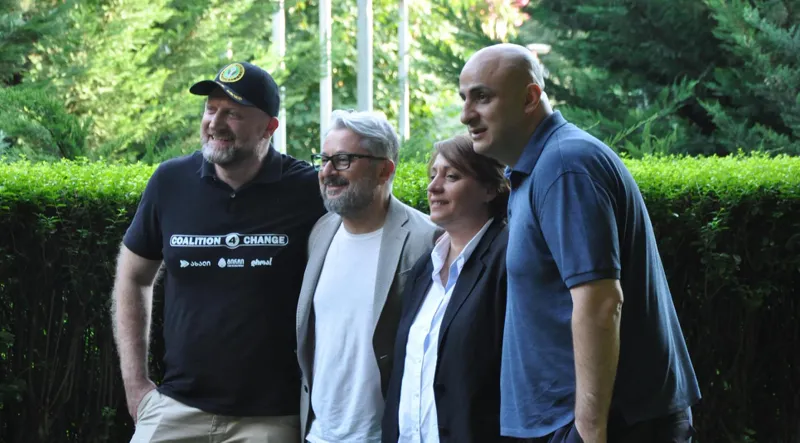 საბოლოო შეთანხმების მიზნით ოპოზიციური პარტიების ნაწილი დღეს შეხვედრას გამართავს