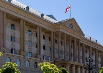 ნაფიცმა მსაჯულებმა, ქმრის მკვლელობის ბრალდებით დაკავებული „ტიკტოკერის“, 25 წლის თეკლა გერსამიას საქმეზე სასწრაფო დახმარების ექიმი დაკითხეს, რომელმაც აღწერა, რა სურათი დახვდათ ადგილზე მისულ მედიკოსებს